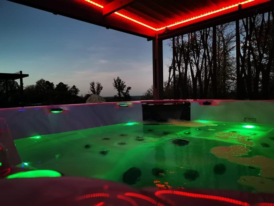 "Notre Bastide" Maison Et Table D'Hotes Traditionnelle Et Vegetarienne, Piscine, Jacuzzi, Clim, , A 5 Mn De Sarlat Marcillac-Saint-Quentin Exterior foto